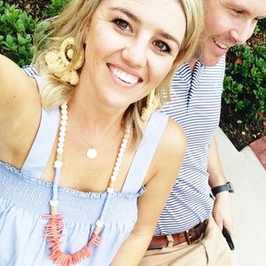 Meet your Posher, Christie